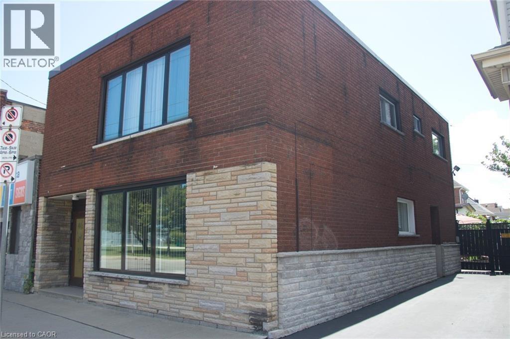 1476 Barton Street E Property Photo 3