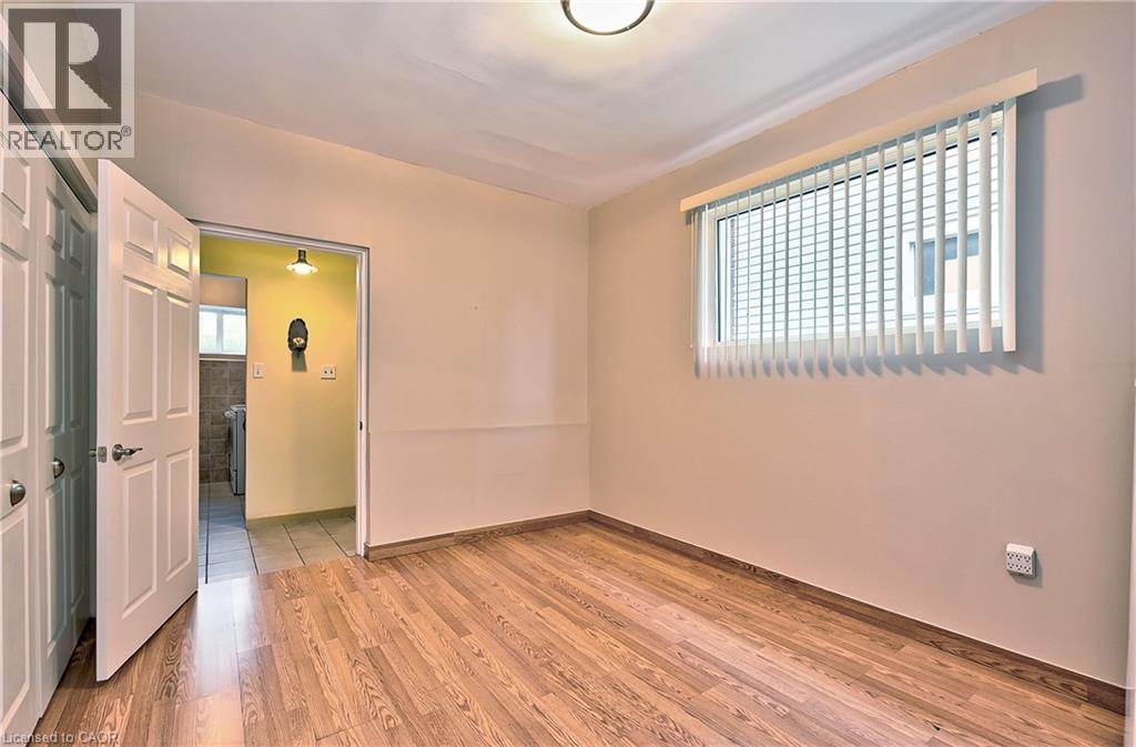 1476 Barton Street E Property Photo 8