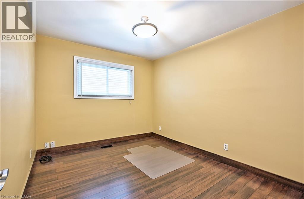 1476 Barton Street E Property Photo 14