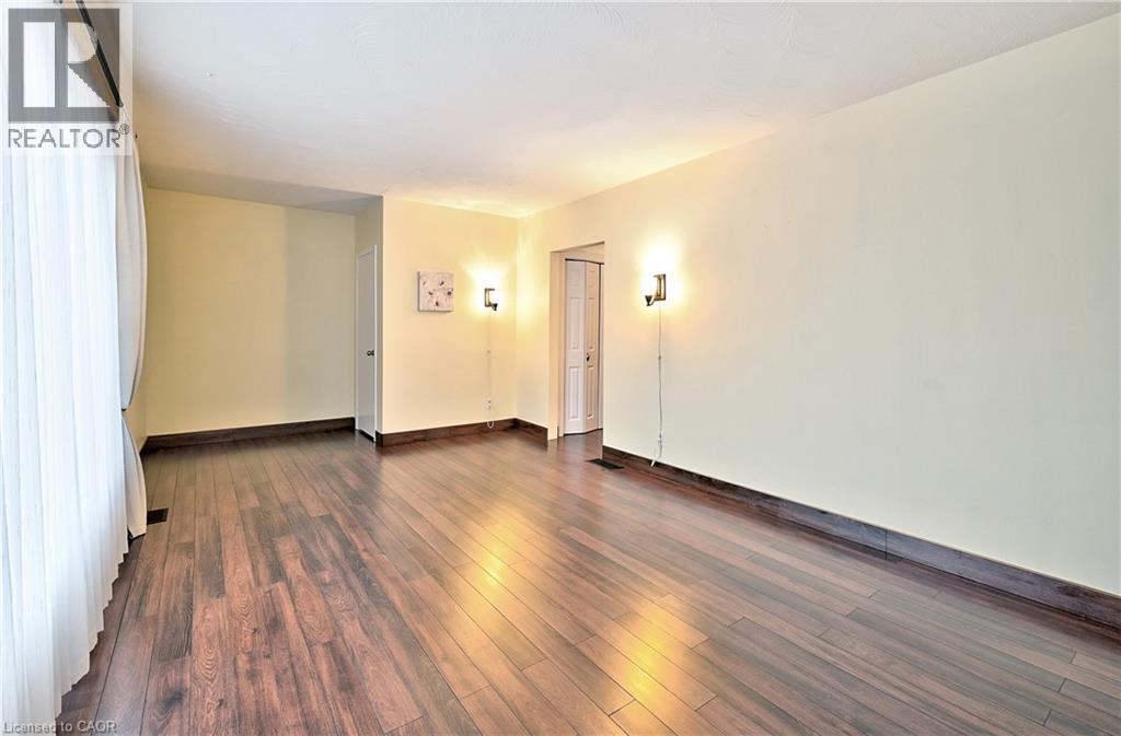 1476 Barton Street E Property Photo 15