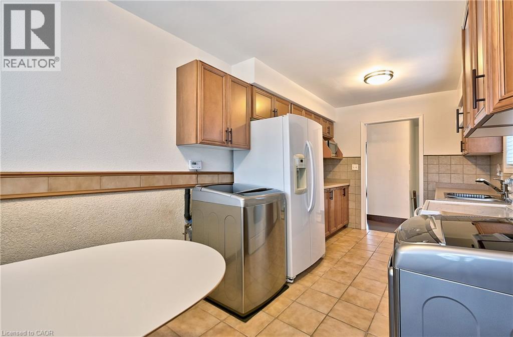 1476 Barton Street E Property Photo 17