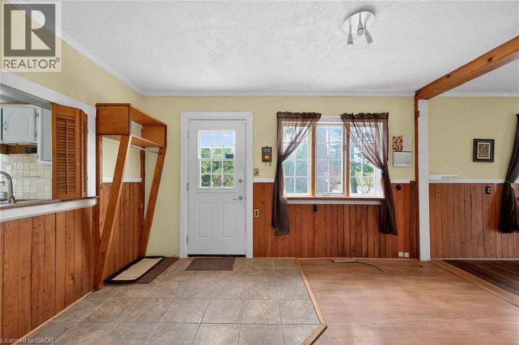 313 John Street Property Photo 8
