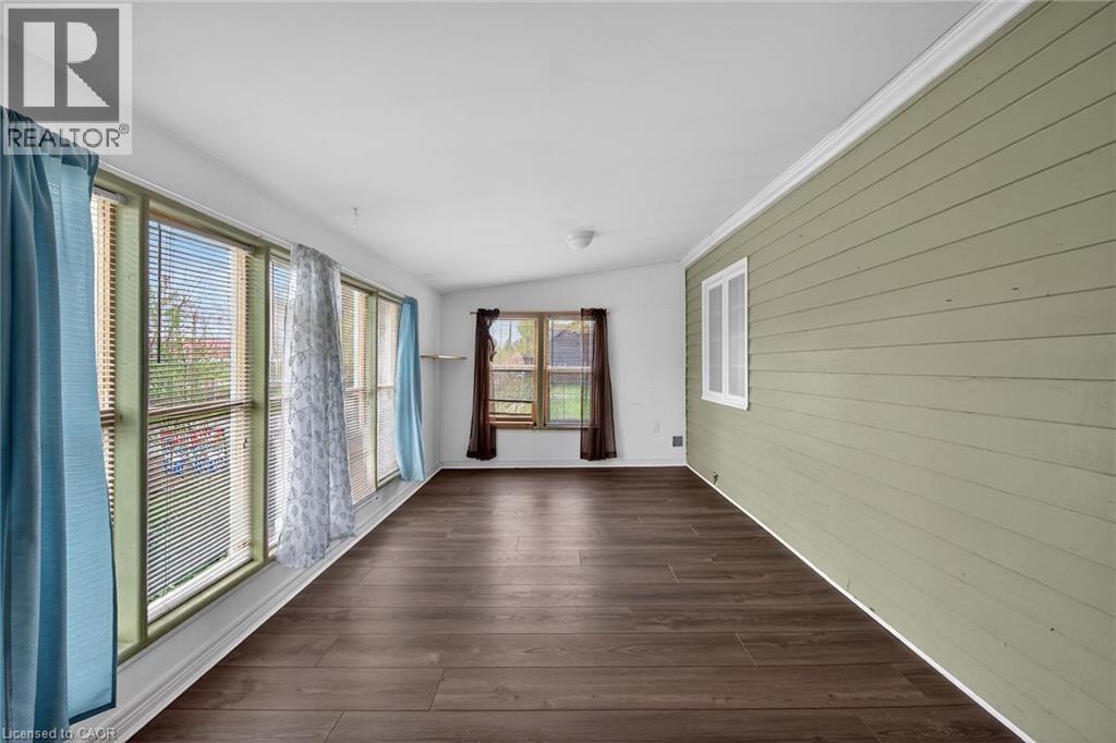 313 John Street Property Photo 14