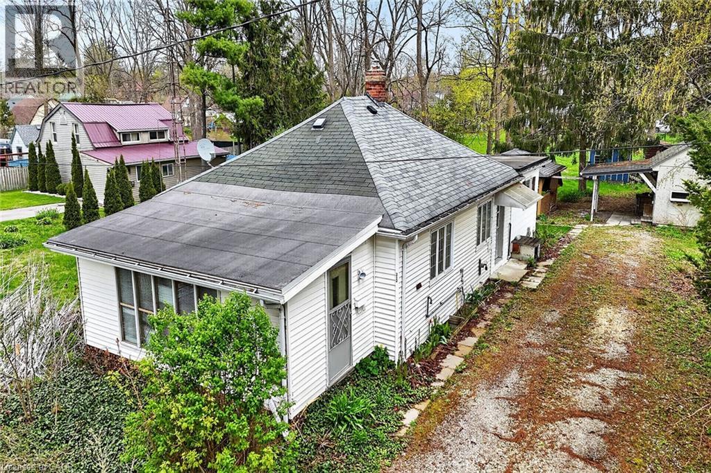 313 John Street Property Photo 36