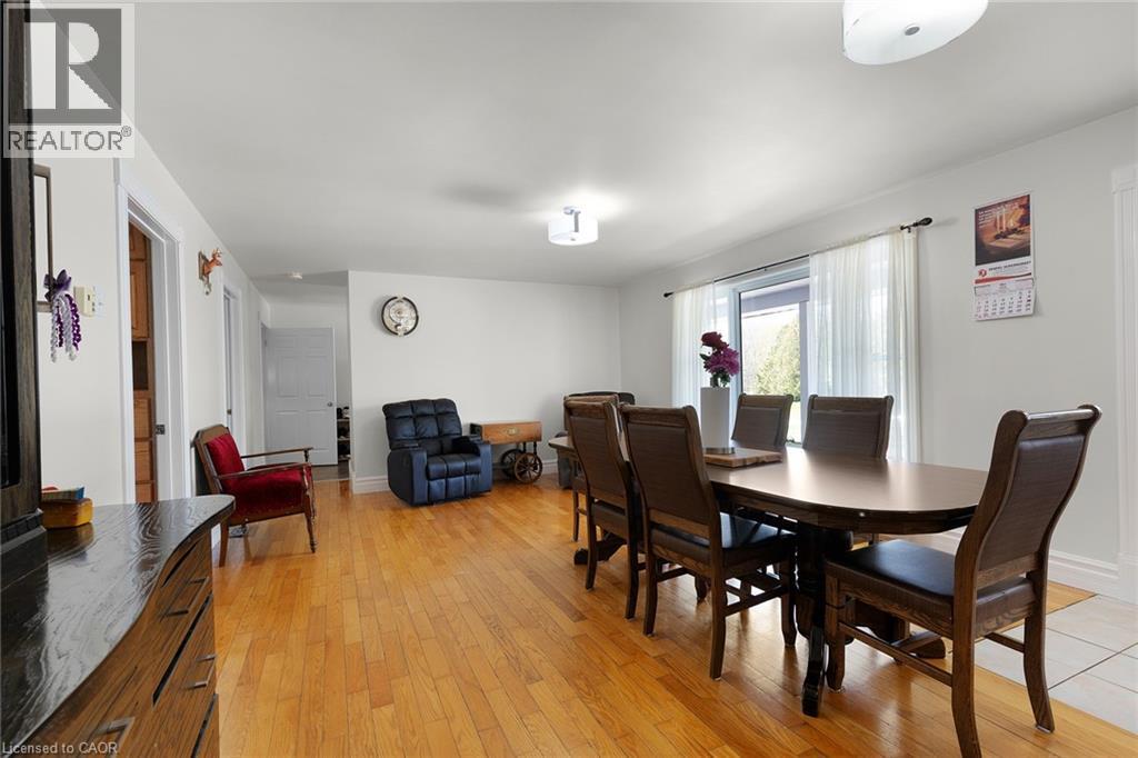 6 Scott Street Property Photo 25