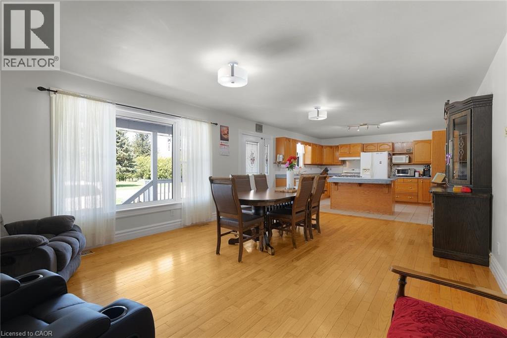 6 Scott Street Property Photo 26