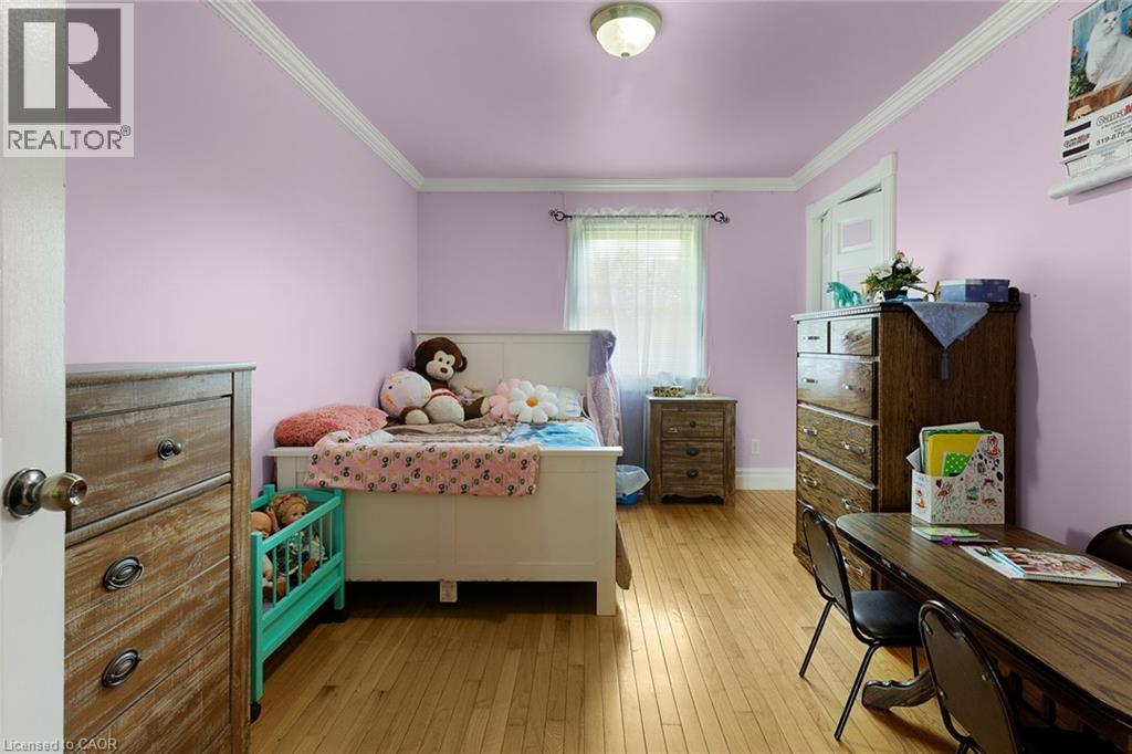 6 Scott Street Property Photo 30