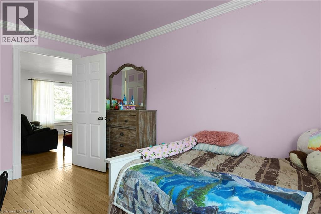 6 Scott Street Property Photo 31