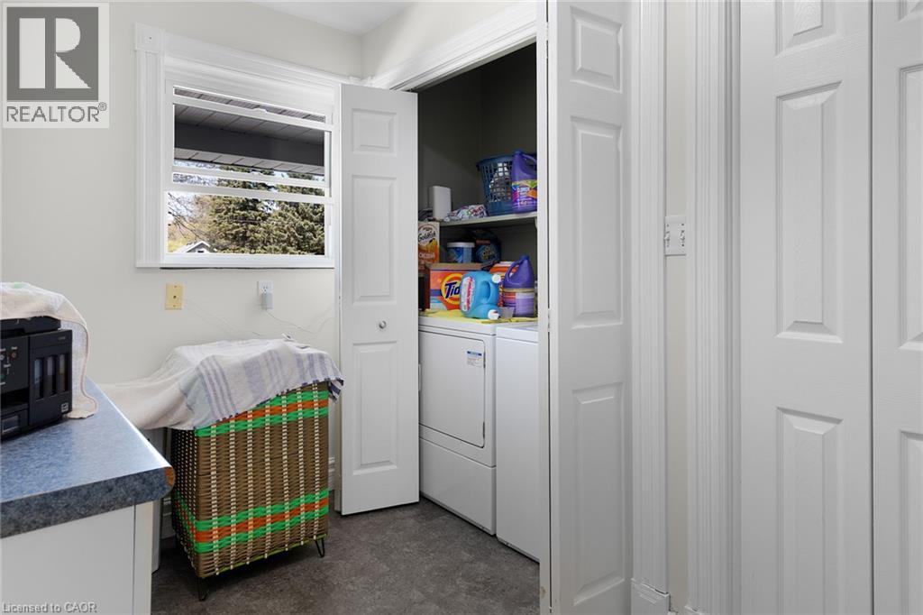 6 Scott Street Property Photo 33
