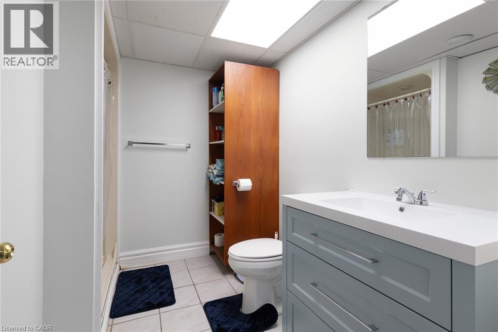 6 Scott Street Property Photo 40