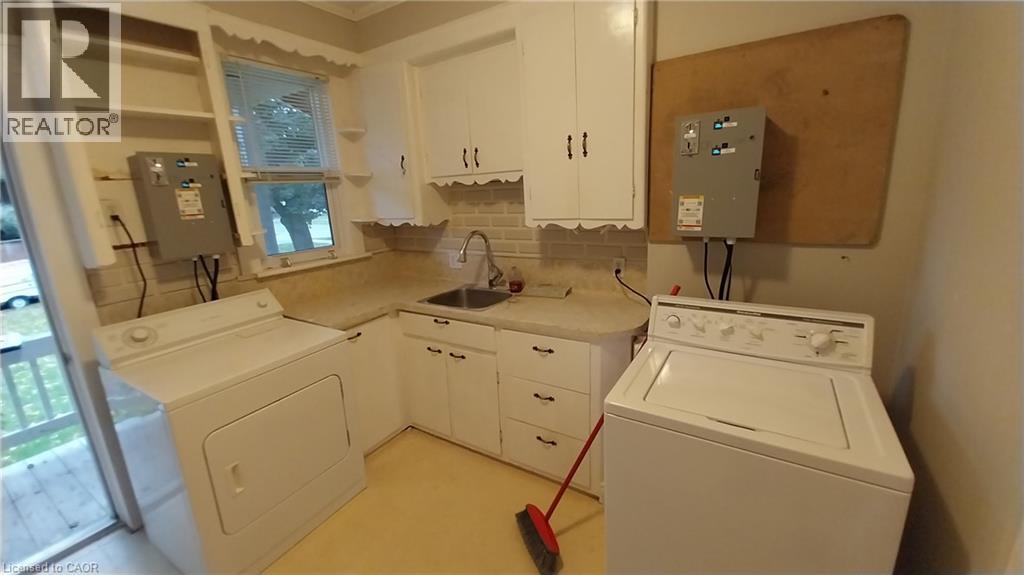 50 Rife Avenue Property Photo 20