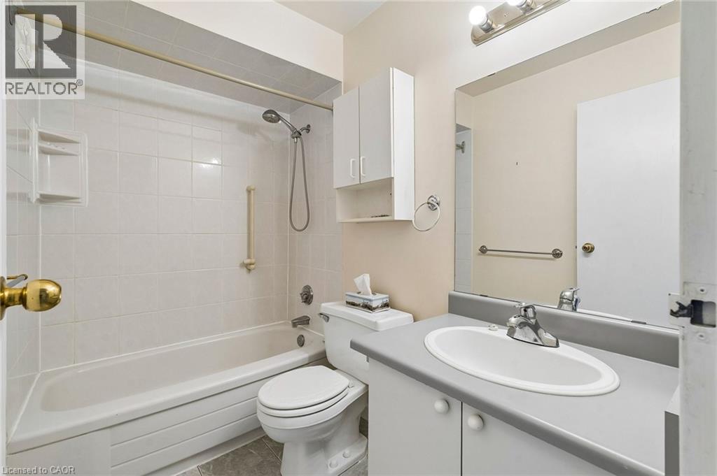 155 Main Street N Unit# 327 Property Photo 28