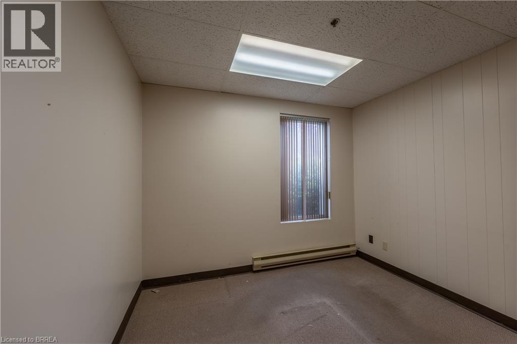 115 Scott Avenue Property Photo 8