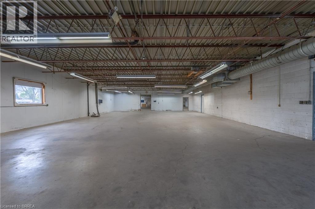 115 Scott Avenue Property Photo 16