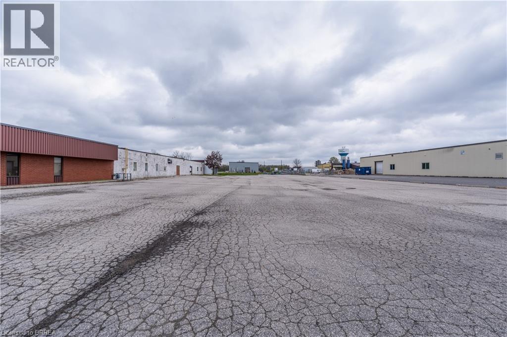 115 Scott Avenue Property Photo 31