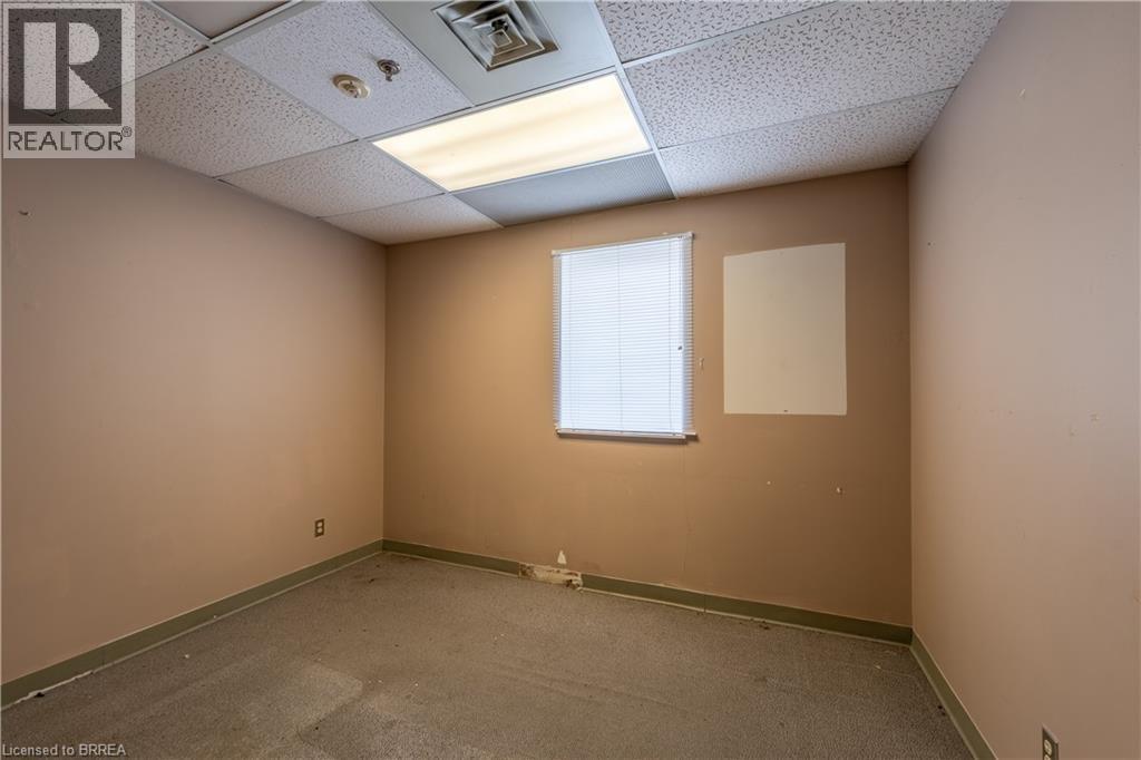 115 Scott Avenue Unit# B&c Property Photo 5