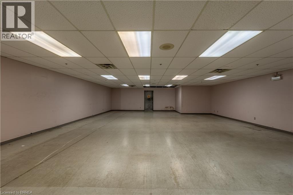 115 Scott Avenue Unit# B&c Property Photo 8