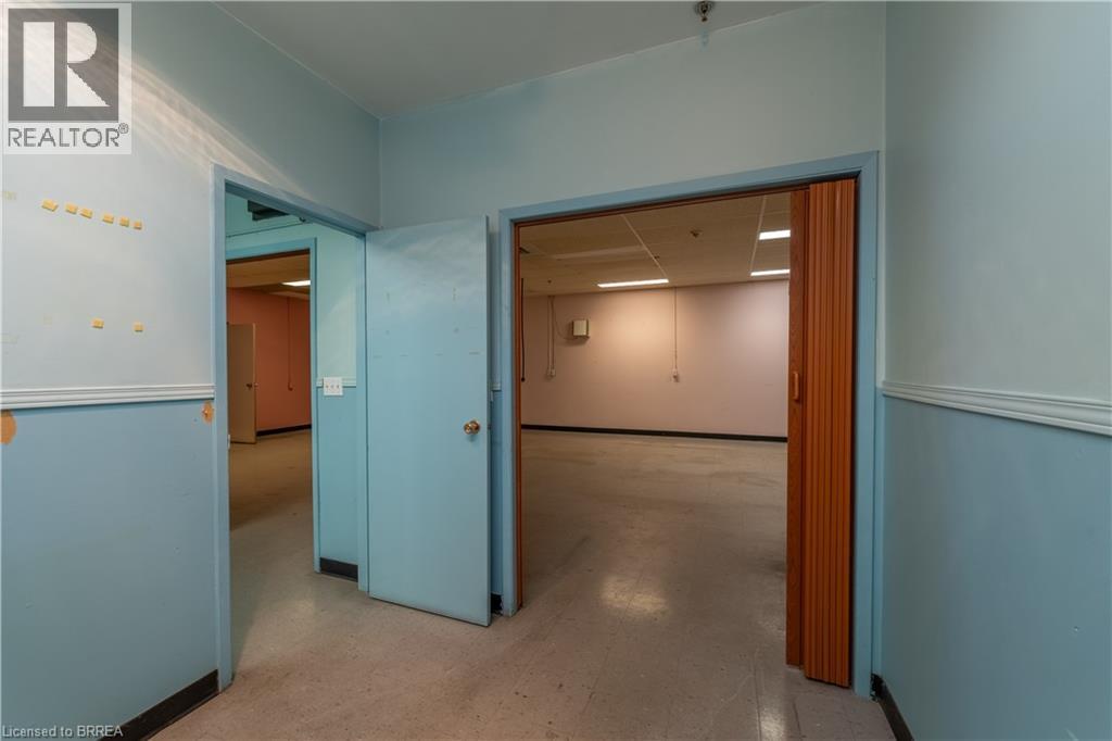 115 Scott Avenue Unit# B&c Property Photo 15