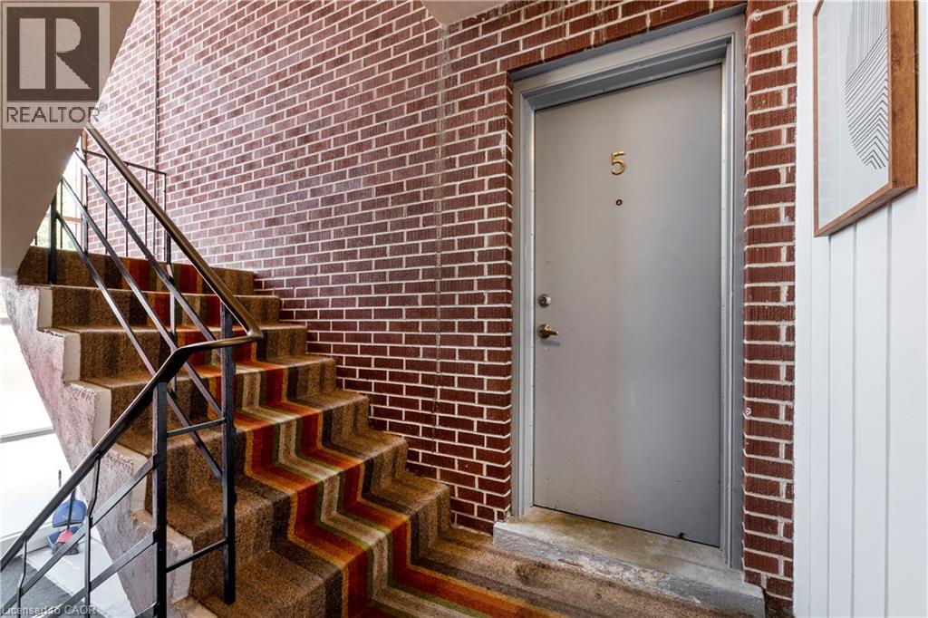 43 Sixth Avenue Property Photo 6