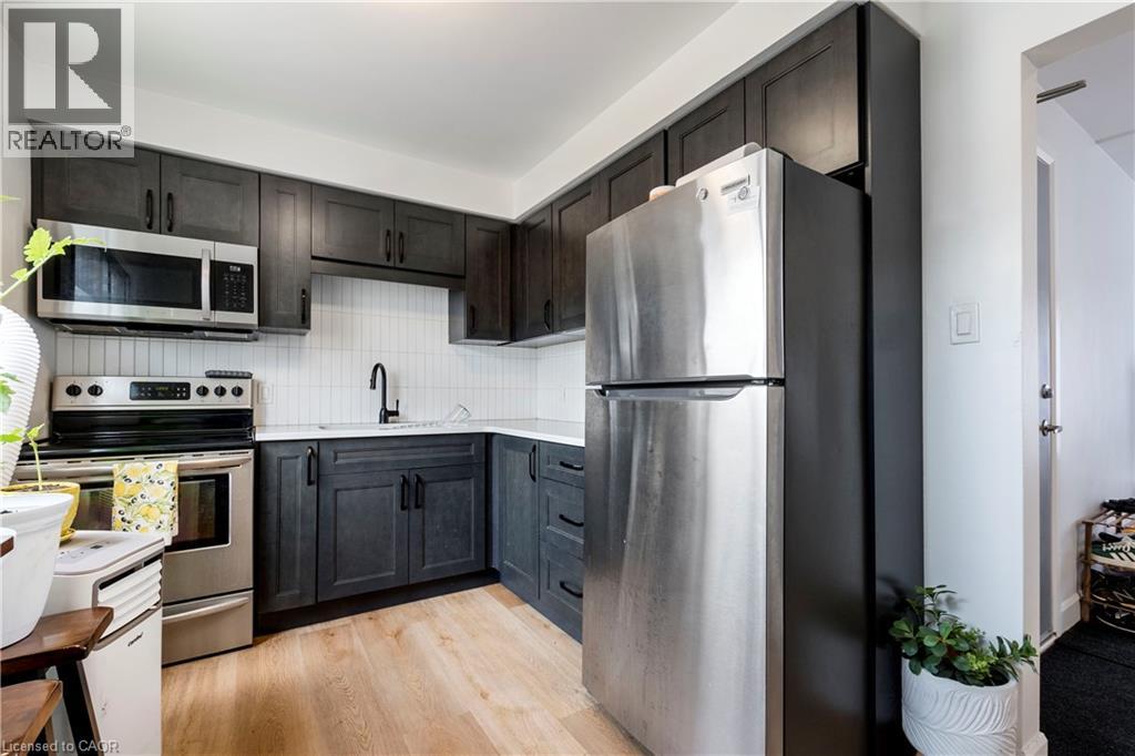 43 Sixth Avenue Property Photo 10