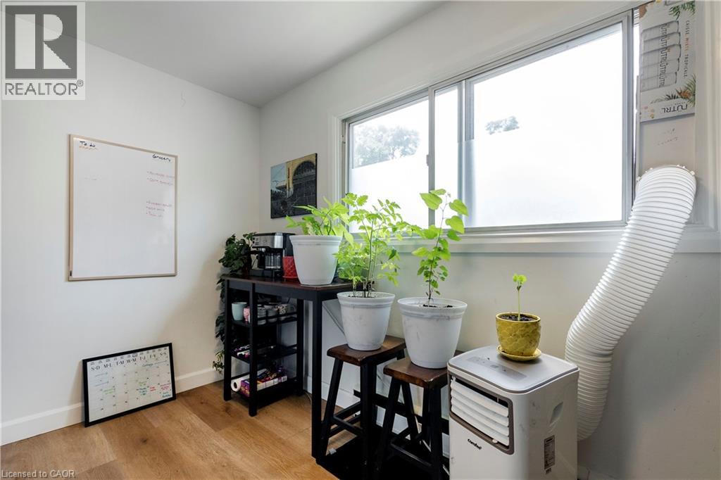 43 Sixth Avenue Property Photo 11
