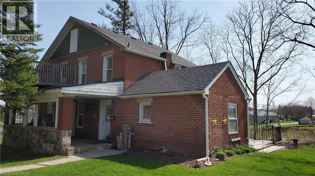3355 King Street E Property Photo 1