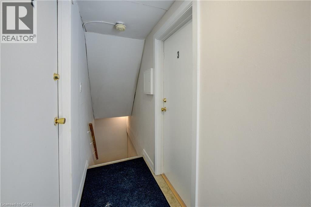3355 King Street E Property Photo 3