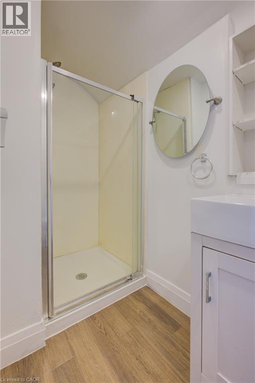 3355 King Street E Property Photo 16
