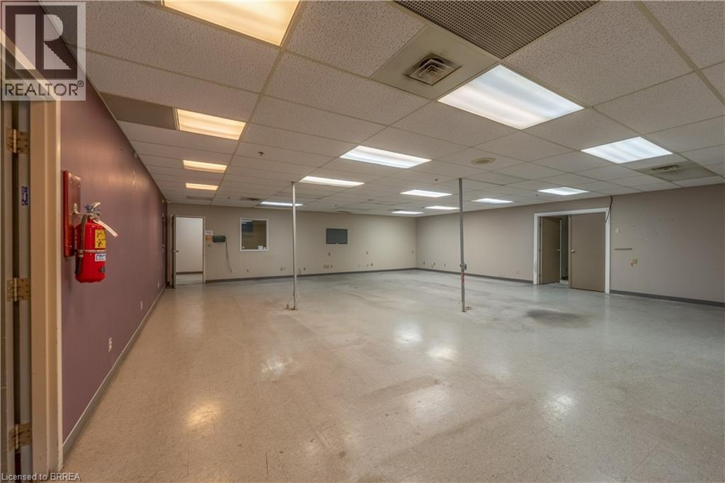 115 Scott Avenue Unit# B Property Photo 4