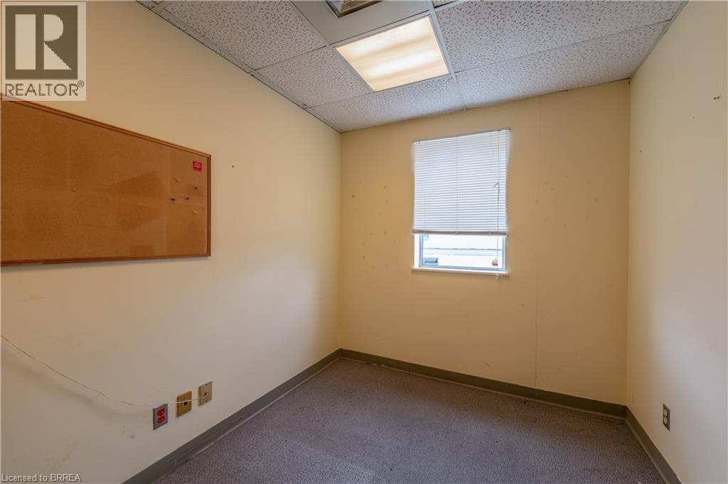 115 Scott Avenue Unit# B Property Photo 5