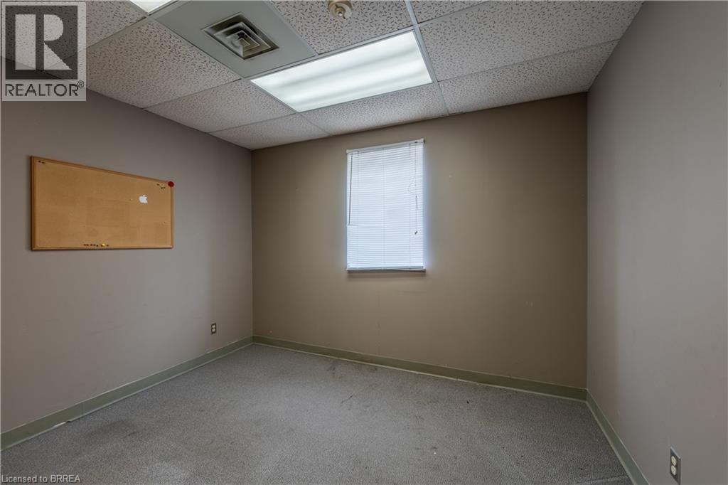 115 Scott Avenue Unit# B Property Photo 7