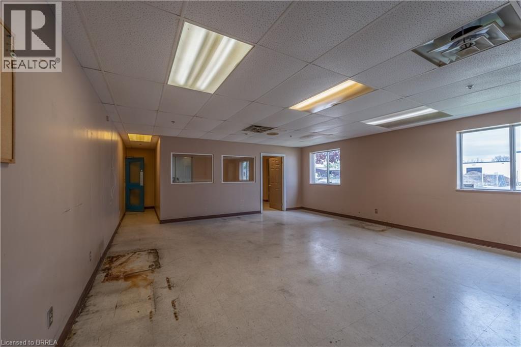 115 Scott Avenue Unit# B Property Photo 18