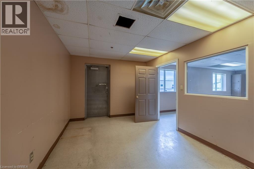 115 Scott Avenue Unit# B Property Photo 21