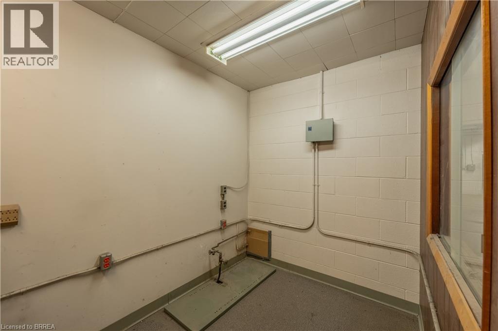 115 Scott Avenue Unit# B Property Photo 22