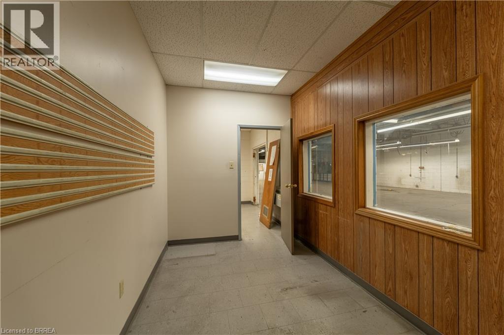 115 Scott Avenue Unit# B Property Photo 23