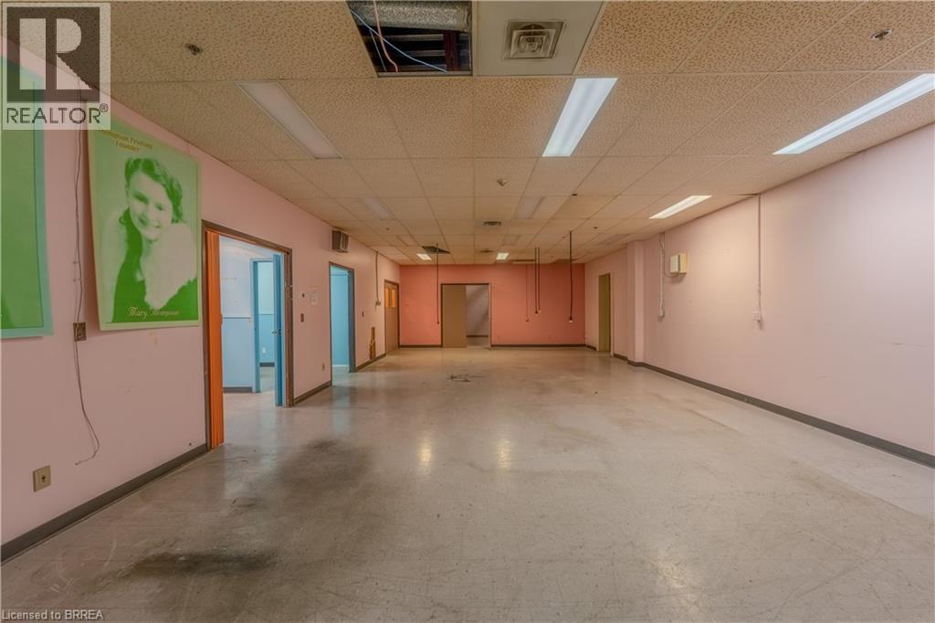 115 Scott Avenue Unit# B Property Photo 24