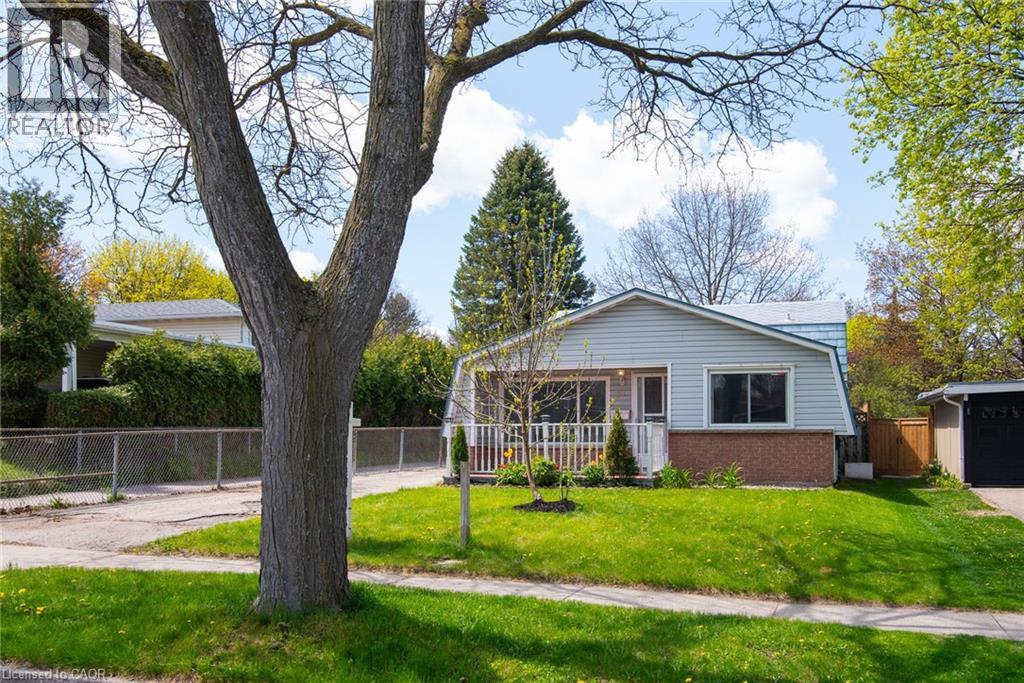 87 Christopher Drive Property Photo 3