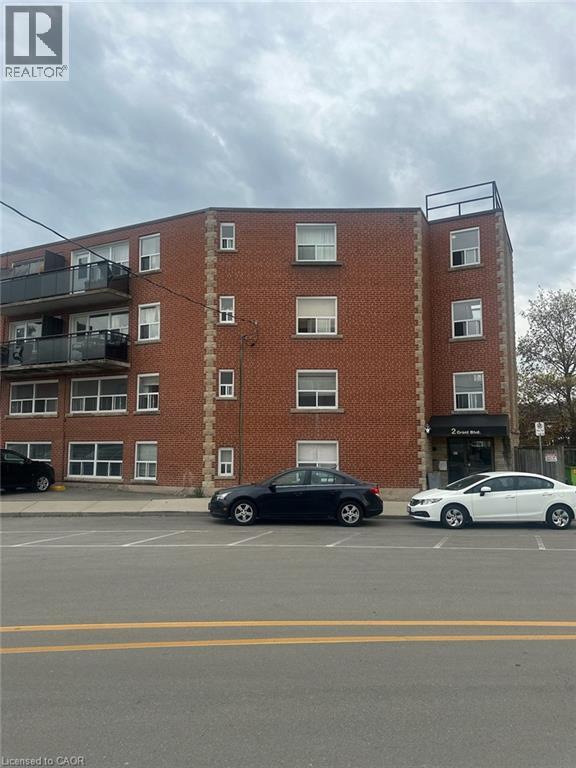 2 Grant Boulevard Unit# 8 Property Photo 1