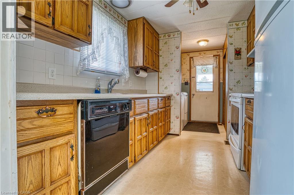 71 Fairview Crescent Property Photo 5