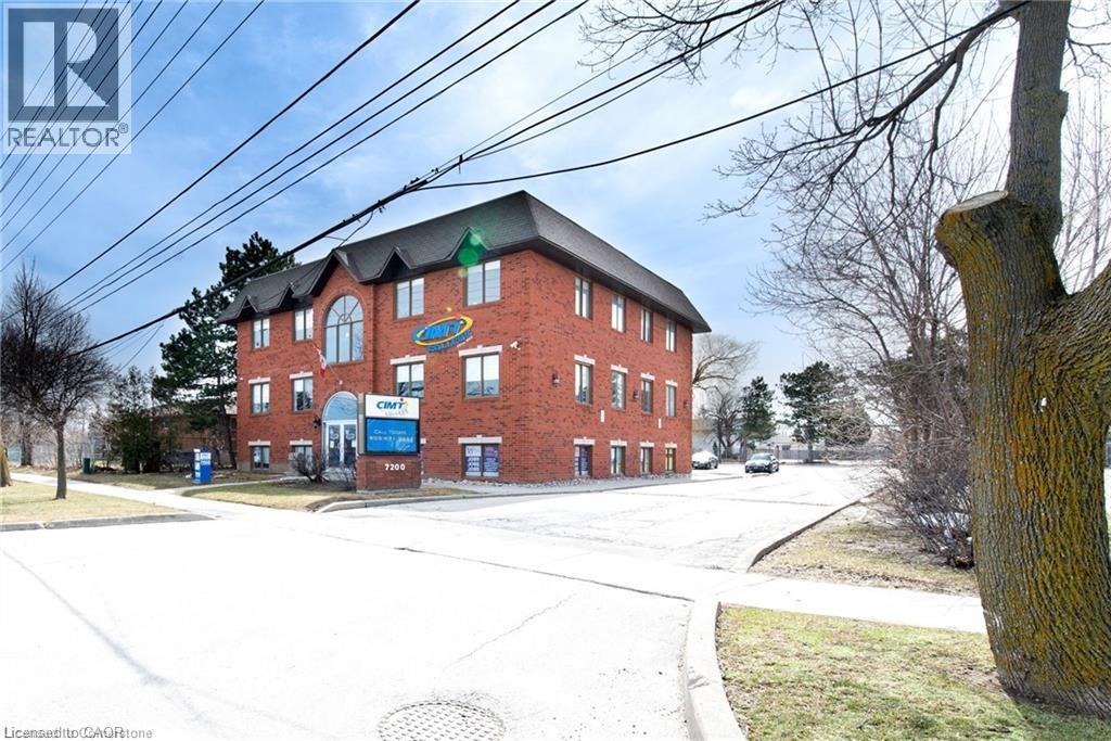 7200 Goreway Drive Property Photo 10