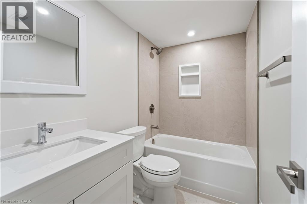 124 Mcelroy Road E Unit# 3 Property Photo 11