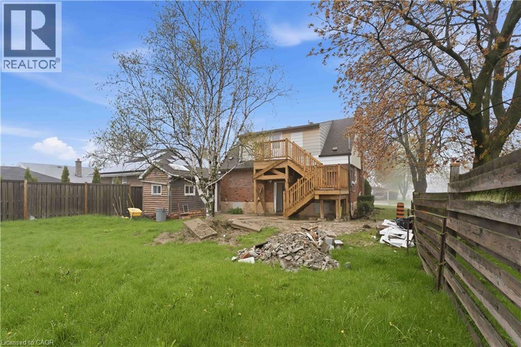 124 Mcelroy Road E Unit# 3 Property Photo 17