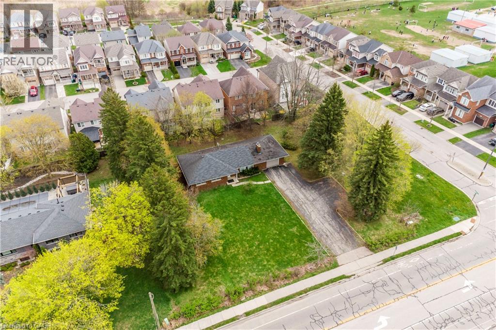 355 Guelph Avenue Property Photo 10