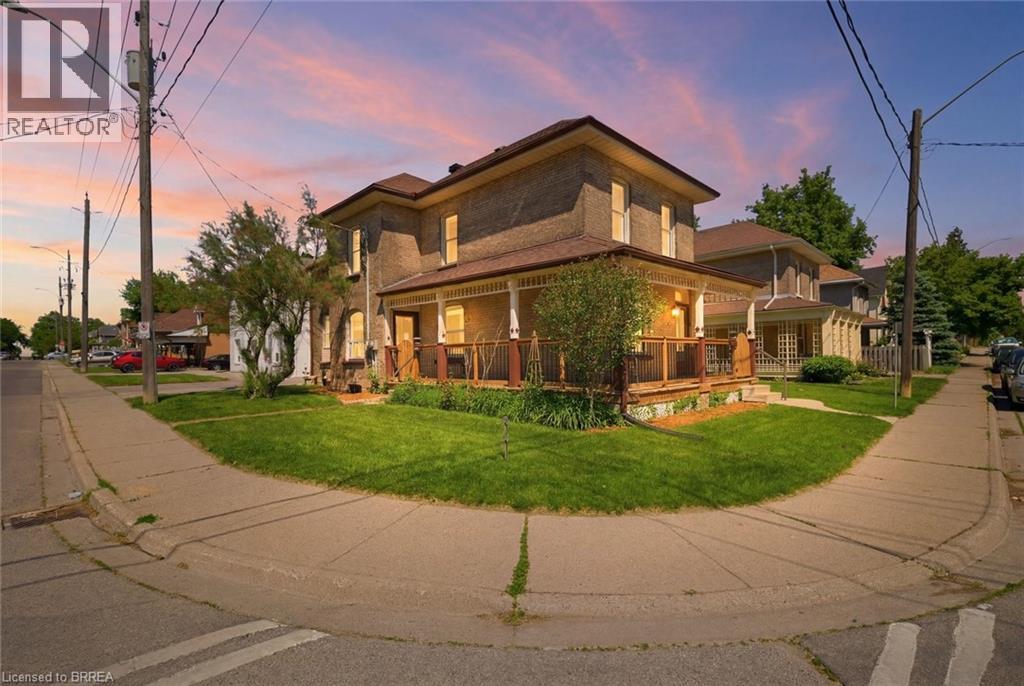 76 Brock Street Property Photo 34