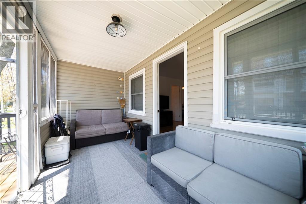 21 Ferris Street Property Photo 7