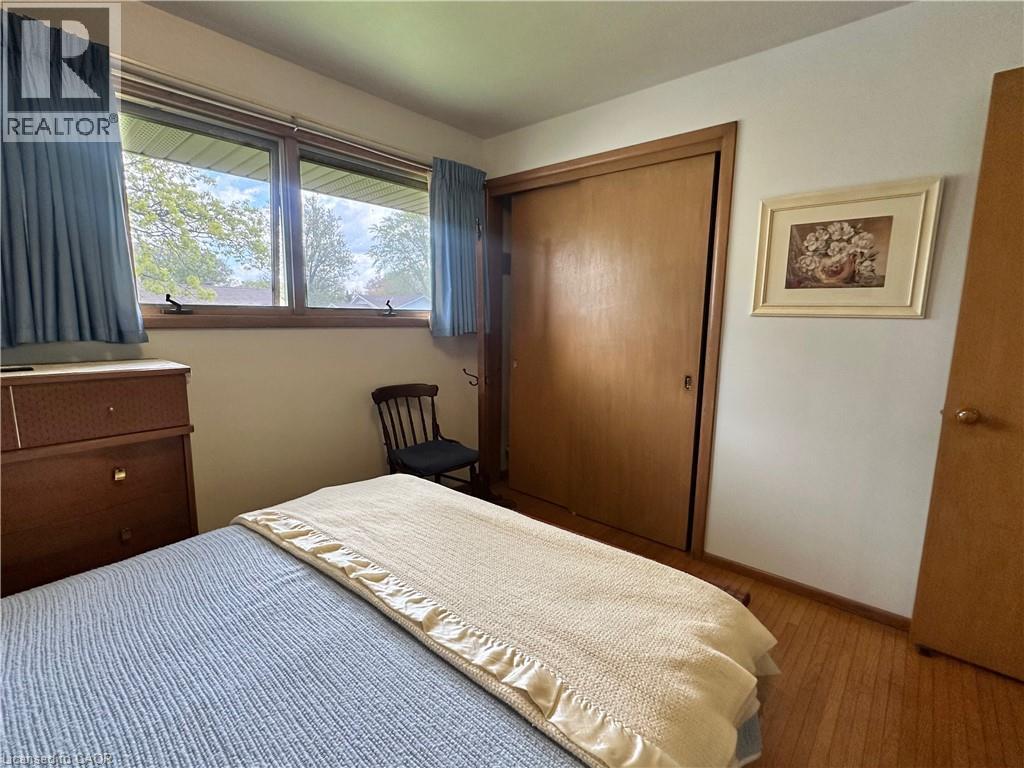 130 Gardiner Avenue E Property Photo 20