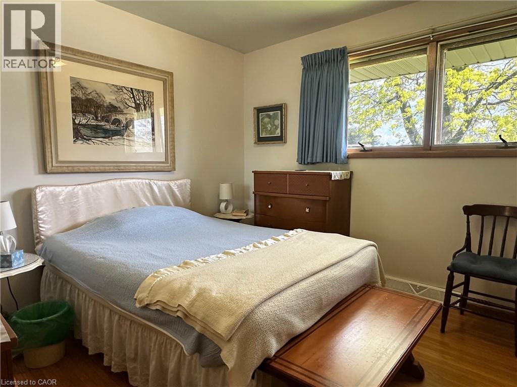 130 Gardiner Avenue E Property Photo 21