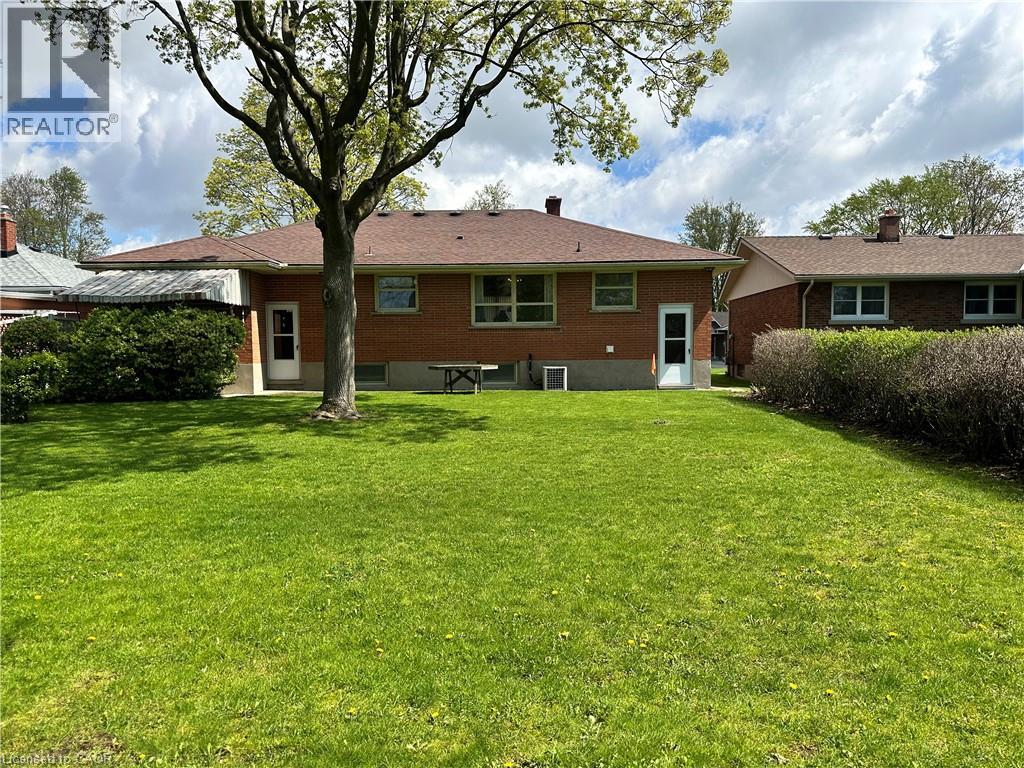 130 Gardiner Avenue E Property Photo 35