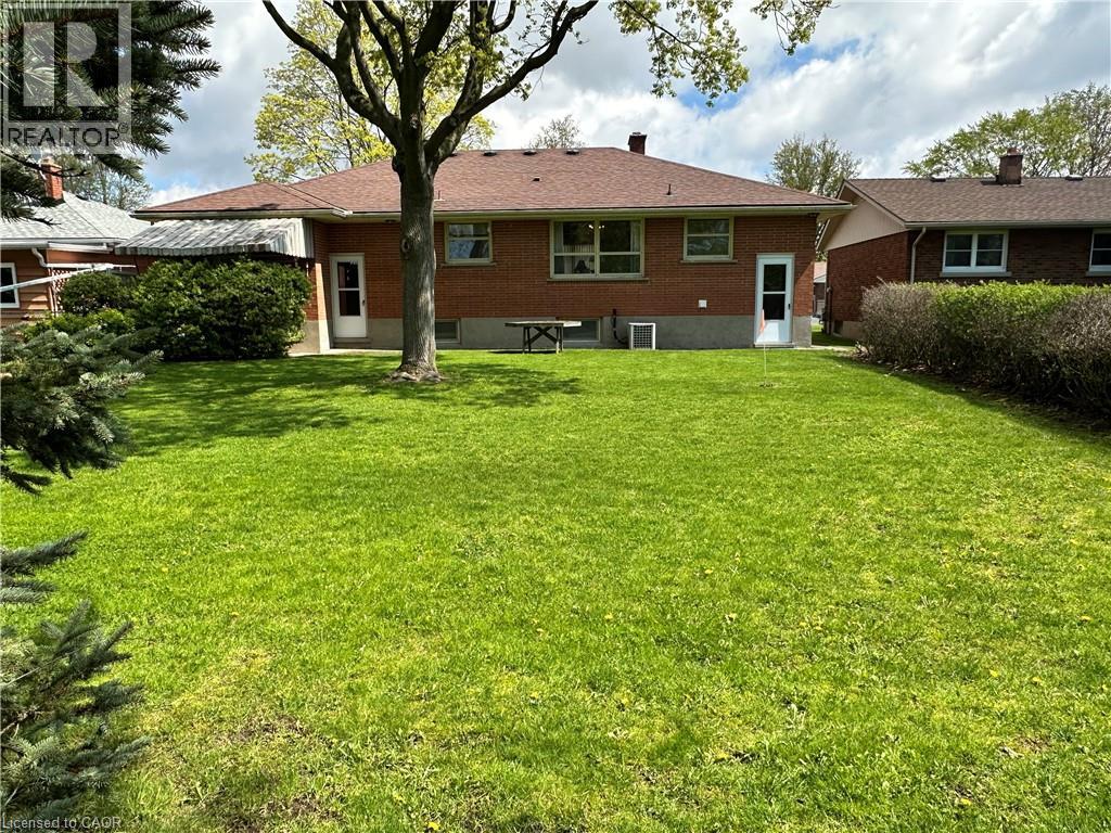 130 Gardiner Avenue E Property Photo 37