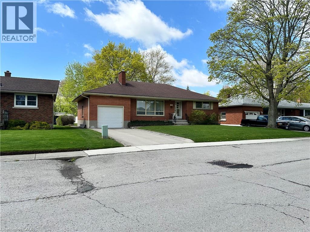 130 Gardiner Avenue E Property Photo 43